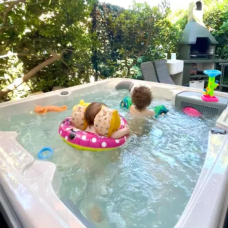 Garden Lounge Mali Lošinj