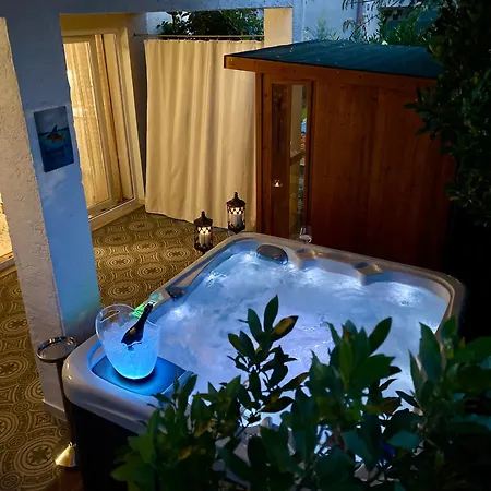 Garden Lounge Mali Lošinj