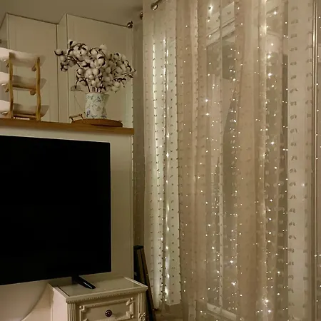 Garden Lounge Apartment *