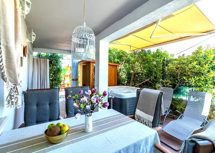 Garden Lounge Apartmán Mali Lošinj