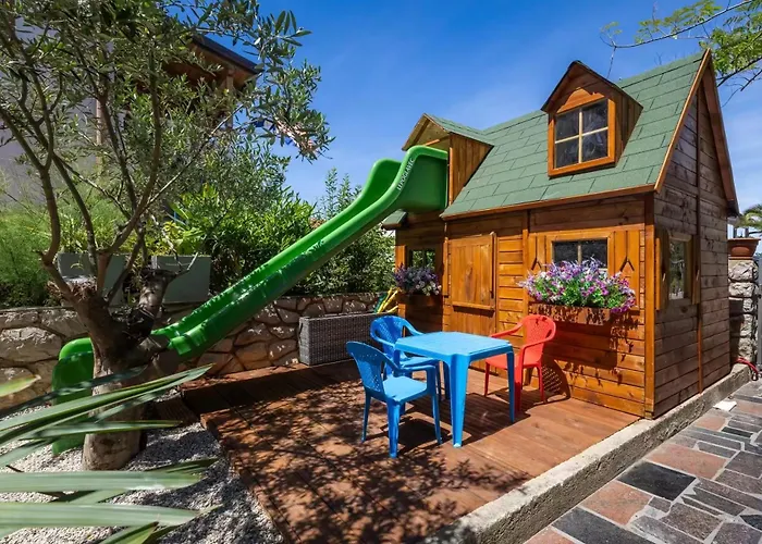 Garden Lounge Appartement Mali Lošinj